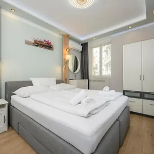 Elegance Palais Palffy 4*, Vienna Austria